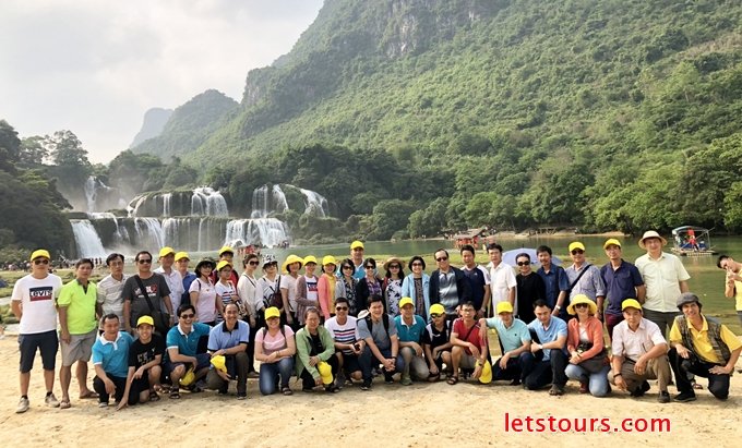 TOUR GHEP VONG CUNG DONG BAC 4 NGAY 3 DEM