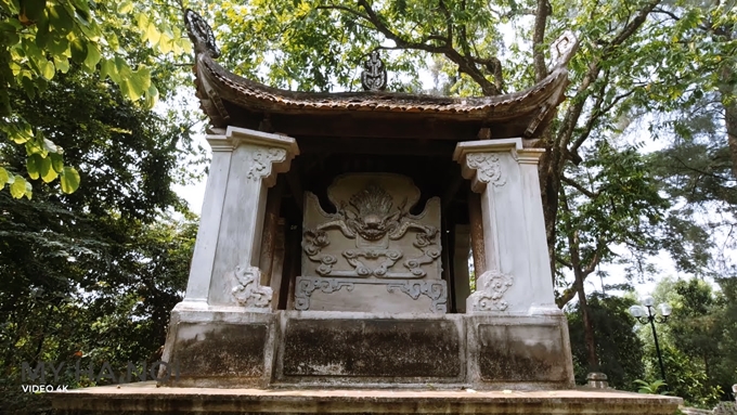 TOUR THANH CO SON TAY LANG CO DUONG LAM 1 NGAY ghep doan