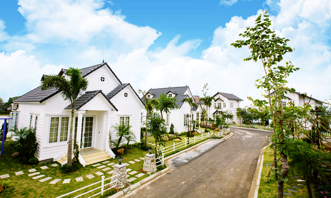 TOUR DU LICH VUON VUA RESORT VILLAS 2 NGAY 1 DEM