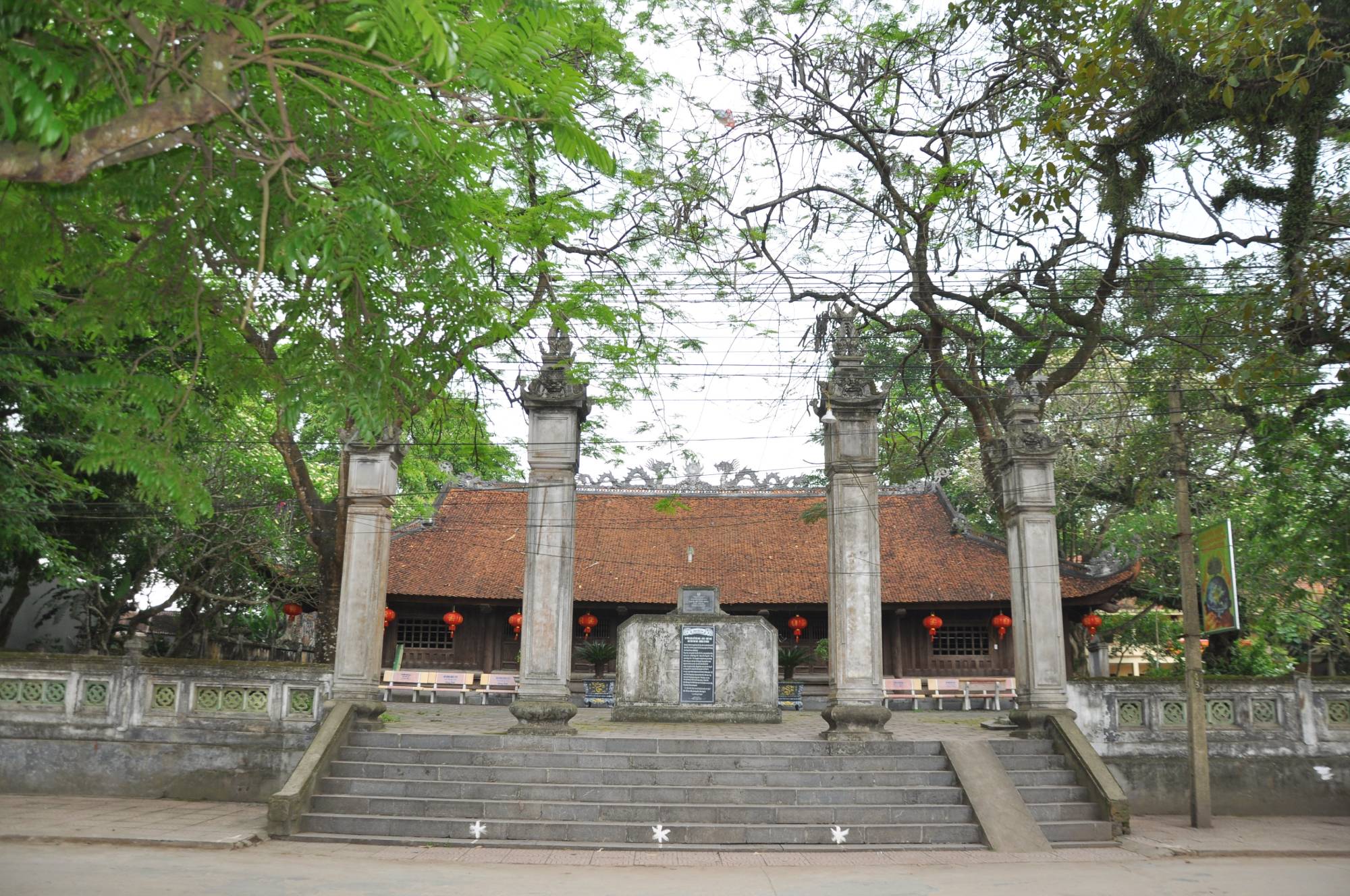 du lich bac giang atk2 hoang van den y son dinh lo hanh chua bo da 1 ngay 