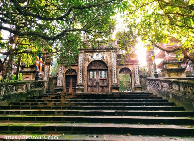 TOUR DU LICH TAM DAO HA LONG NINH BINH CHUA HUONG HA NOI 6 NGAY 5 DEM