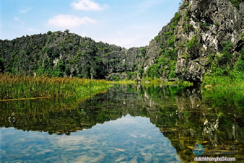 TOUR GHEP CHUA TAM CHUC VAN LONG 1 NGAY