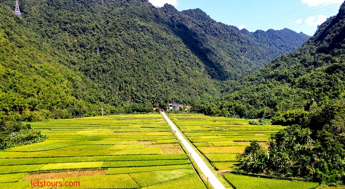 Du lịch Bản Sưng Hồ Hòa Bình 2 ngày 1 đêm