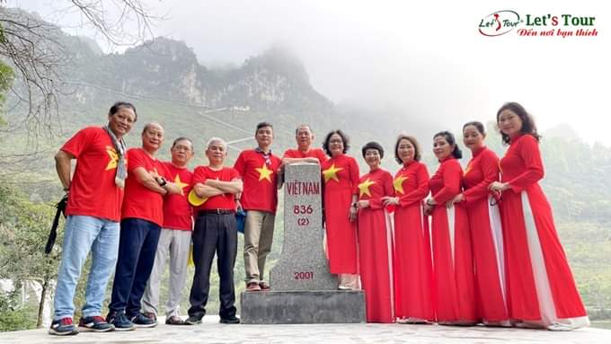 DU LICH DONG BAC 4 NGAY 3 DEM