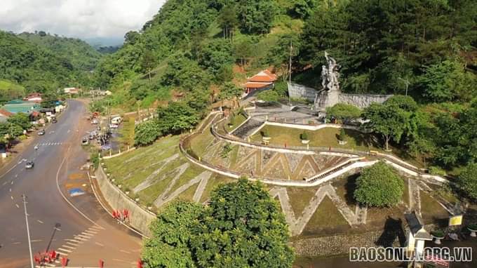 TOUR TAY BAC 9 NGAY 8 DEM