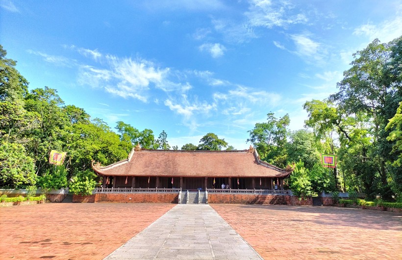 Tour du lich suoi ca than – thanh nha ho - lam kinh 2 ngay 1 dem