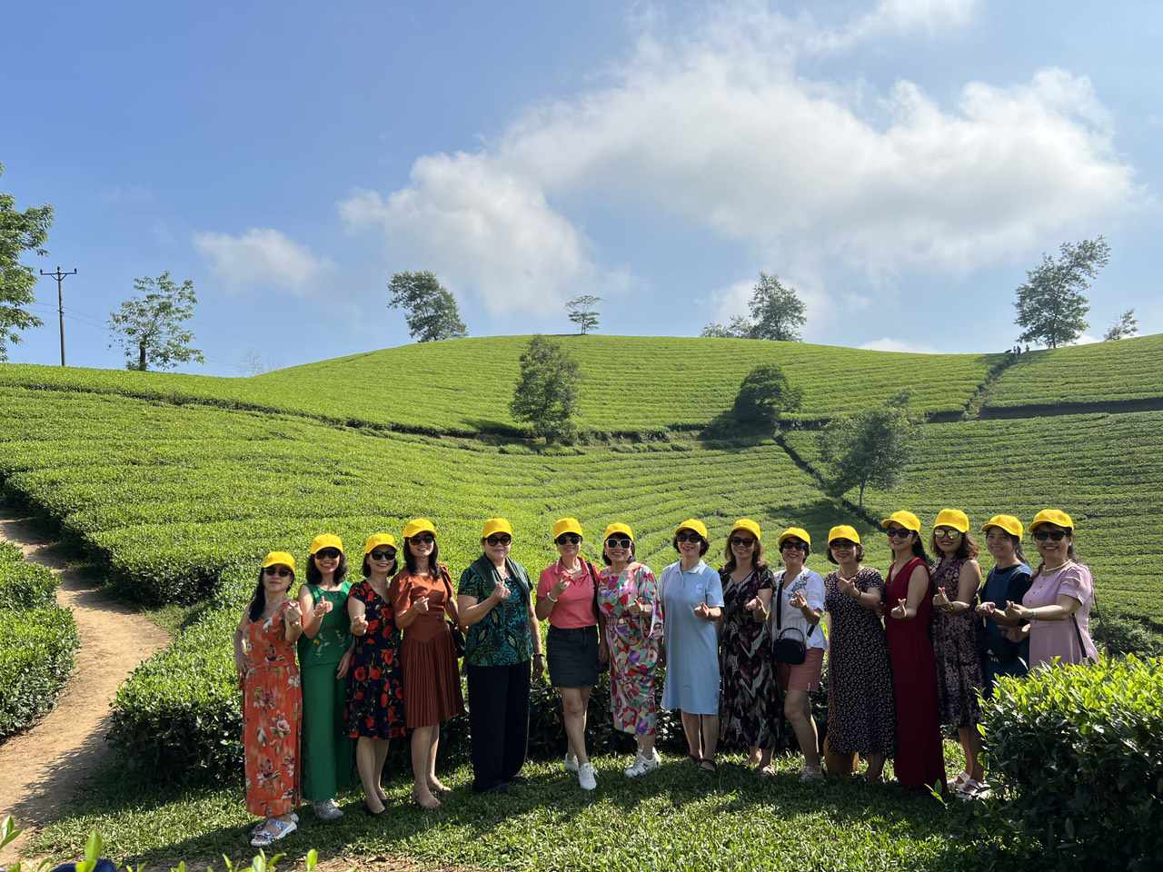 Du lich Long Coc – Khoang nong Ban Mai Retreat – ho Suoi Chieu 2 ngay 1 dem
