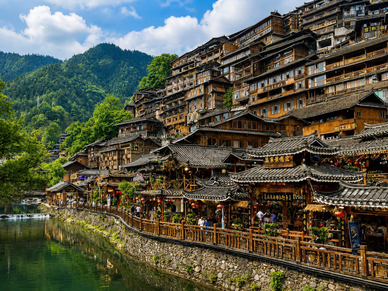 TOUR HÀ KHẨU - BÌNH BIÊN - KIẾN THỦY - DI LẶC 4 NGÀY 3 ĐÊM