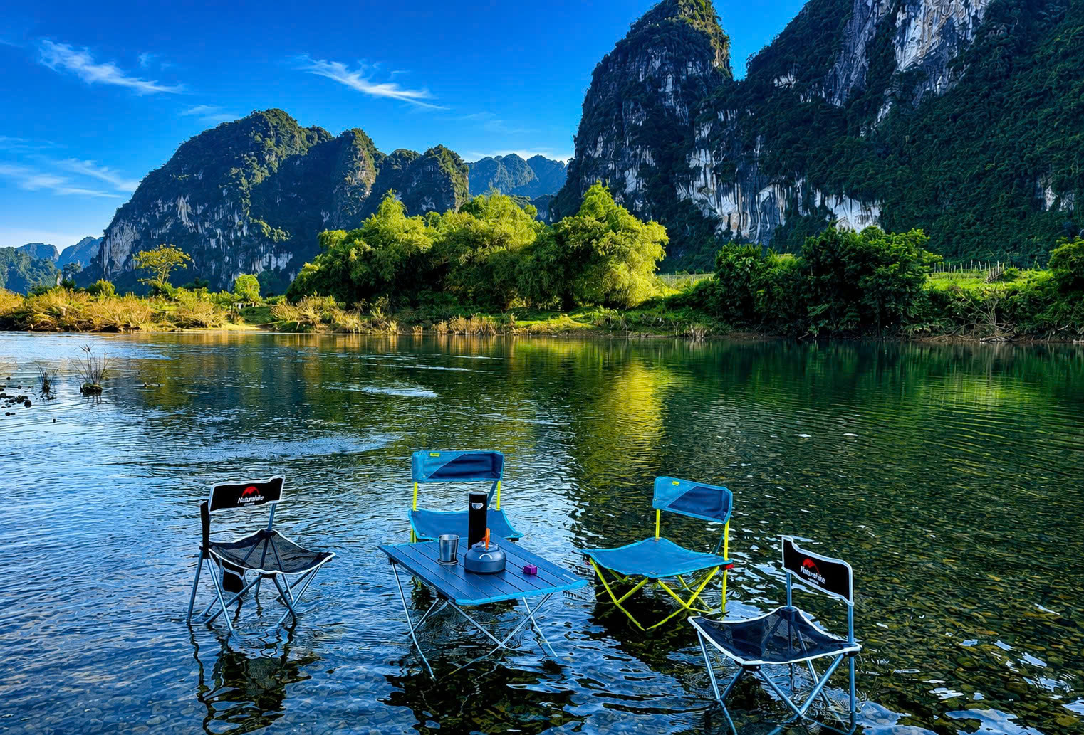 DU LỊCH NÀ BỜ HỒ ĐÁ CỔ THIÊN LONG 1 NGÀY