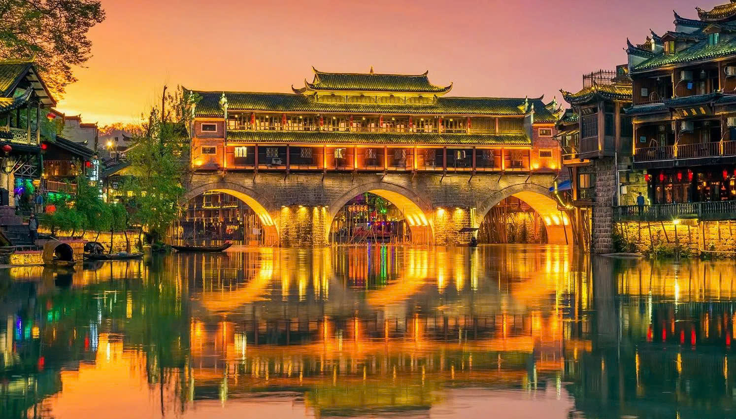 DU LỊCH TAM HIỆP - SÔNG DƯƠNG TỬ - PHƯỢNG HOÀNG CỔ TRẤN TRƯƠNG GIA GIỚI - THẤT TINH SƠN 6 NGÀY 5 ĐÊM