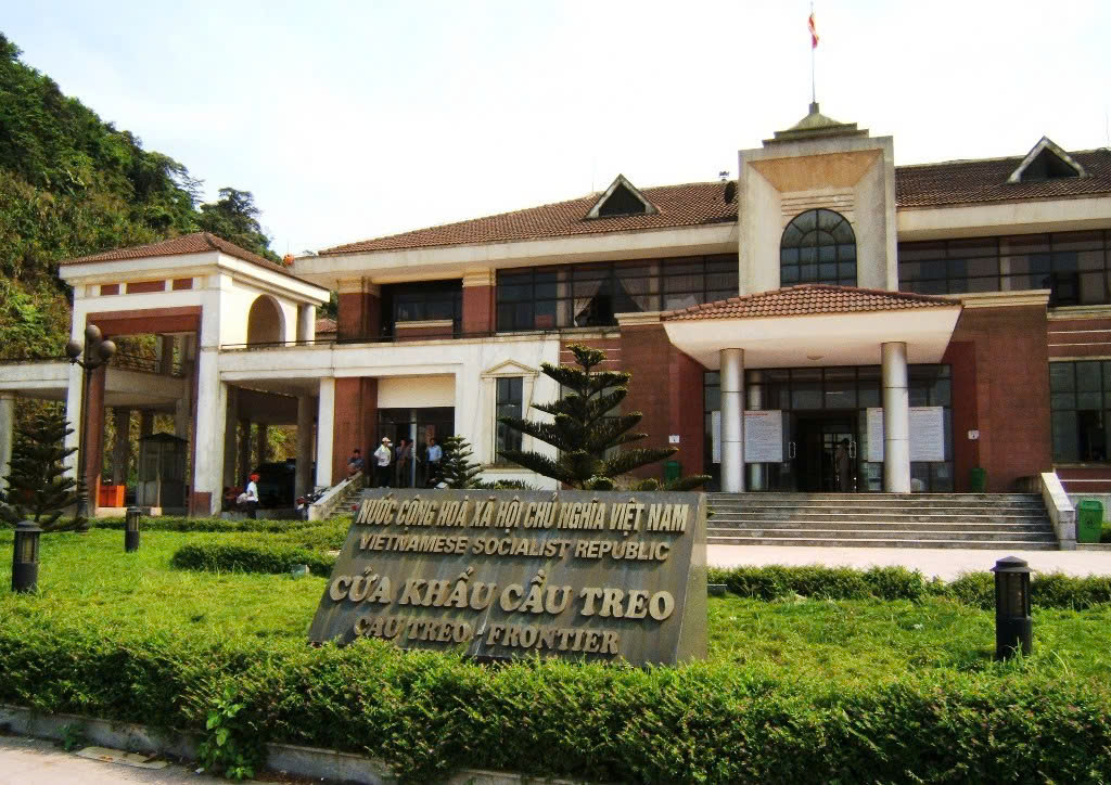 DU LỊCH LÀO - PAKSAN - VIÊNG CHĂN - LUANG PRABANG - LAKSAO 5 NGÀY 4 ĐÊM