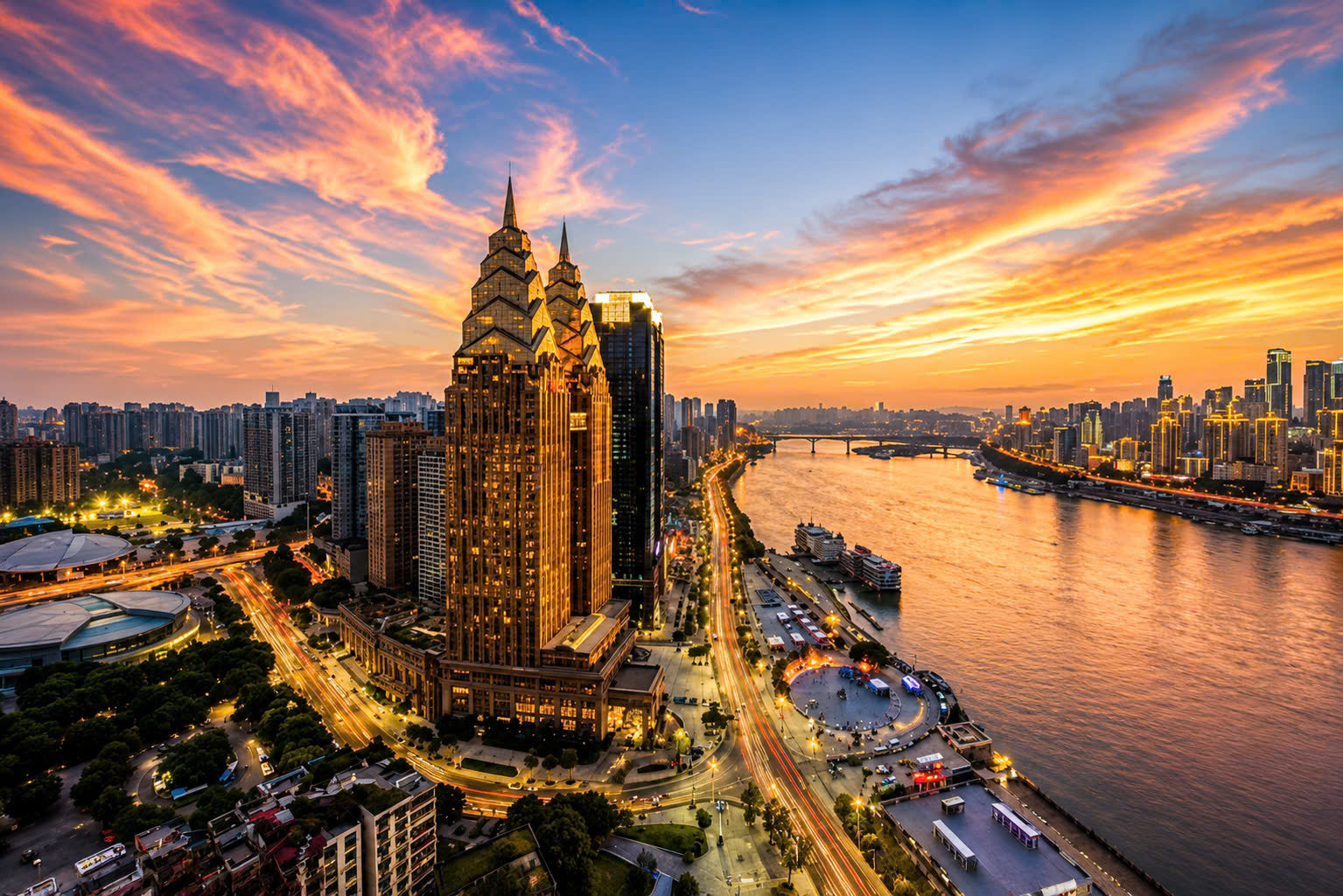 TOUR DU LỊCH TRÙNG KHÁNH MÔN 5 NGÀY 4 ĐÊM