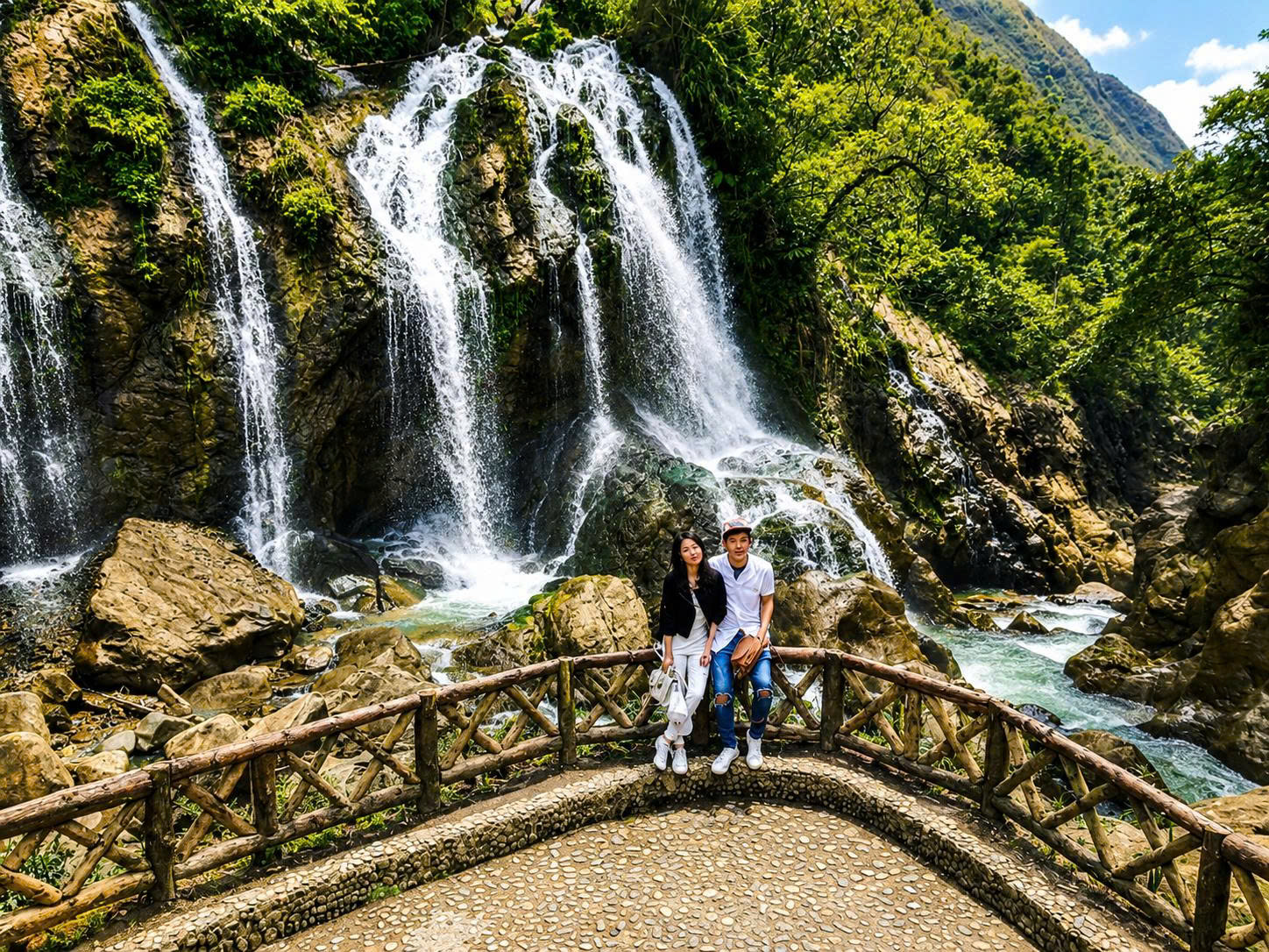 TOUR HÀ NỘI - HẠ LONG BAY - HẠ LONG PARK - SAPA – FANSIPAN 5 NGÀY 4 ĐÊM